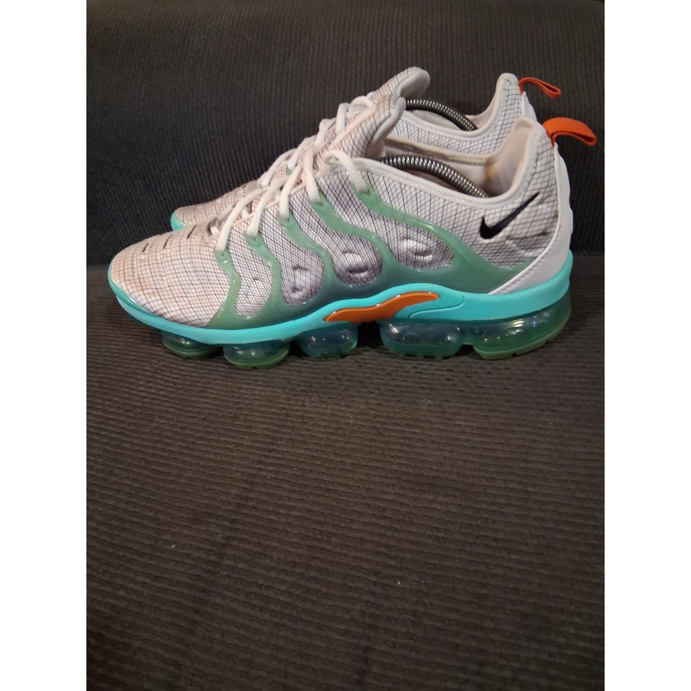 Nike Air VaporMax Plus White Aurora Green Bright Crimson Mens‎ 12 Sneakers